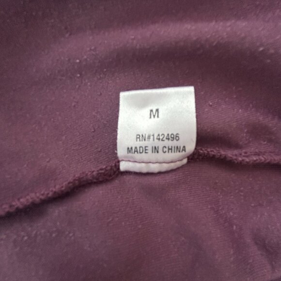 Icône (Simons) Purple Velvet Stretch Mock Neck Top – Small - Picture 9 of 9